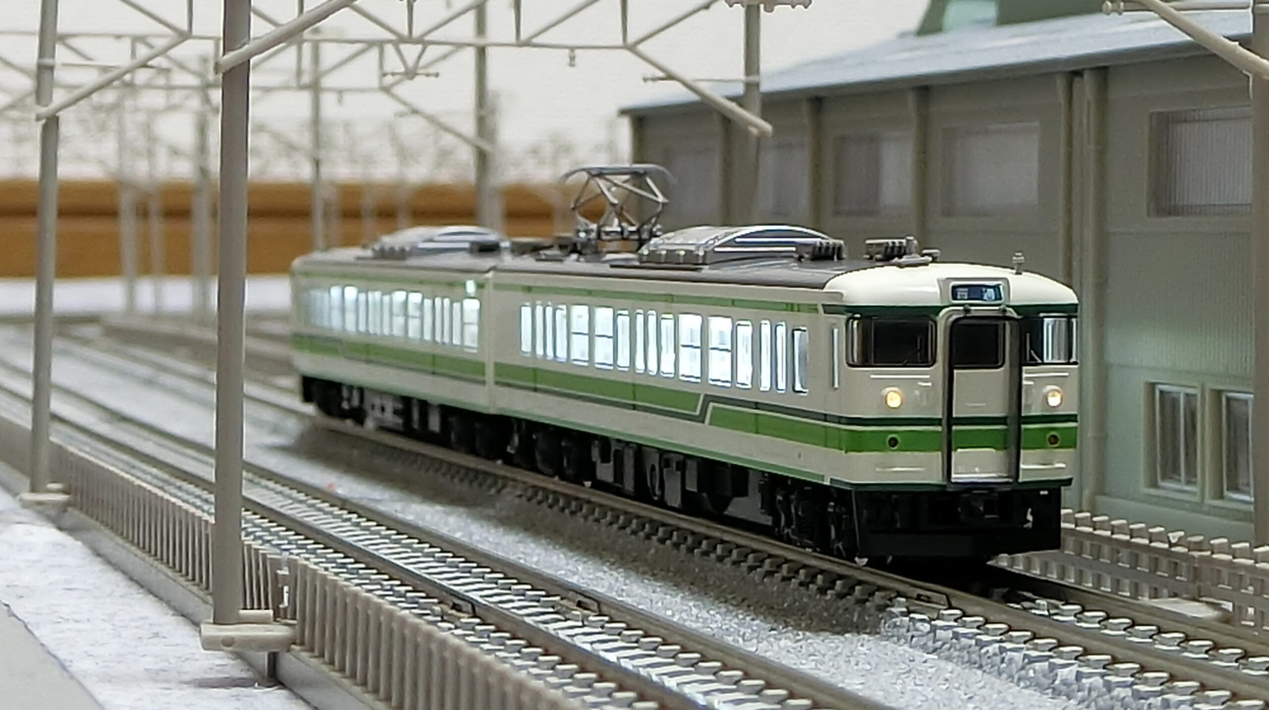 TOMIX 92493 115系1000番台 新潟色 JR 115-1000系近郊電車(新潟色) 3両セット | TOMIX(トミックス